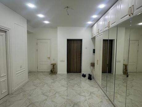 3-комн. новостройка - Хатаинский р. - 125 м²