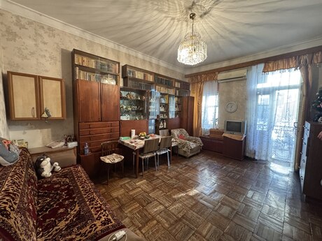 3 otaqlı mənzil, 67,7 m², 28 May: 220 000 ₼ 2