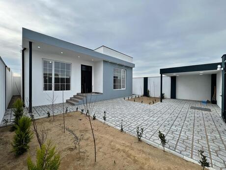 3 otaqlı həyət evi/bağ evi - Qala q. - 90 m²