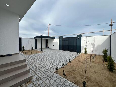 3 otaqlı həyət evi/bağ evi - Qala q. - 90 m²