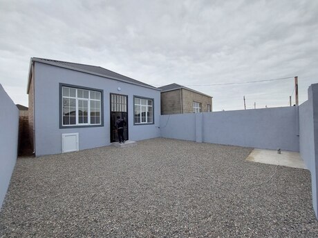 3 otaqlı həyət evi/bağ evi - Binə q. - 100 m²