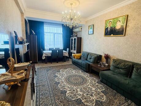 7-комн. дом/дача - м. Азадлыг проспекти - 250 м²