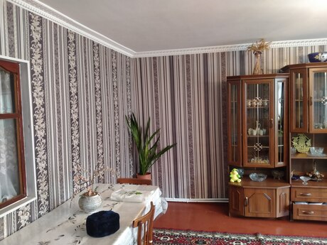 7-комн. дом/дача - м. Азадлыг проспекти - 250 м²