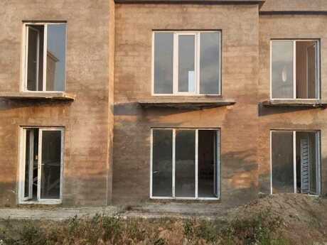 Satılır 5 otaqlı yeni tikili 140 m², Qala q.