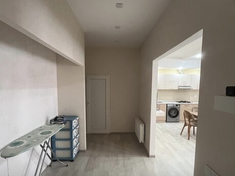 2 otaqlı yeni tikili - Ceyranbatan q. - 70 m²