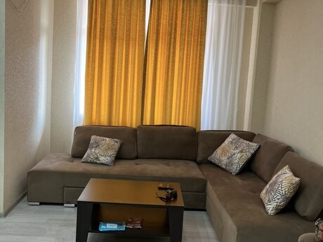 2 otaqlı yeni tikili - Ceyranbatan q. - 70 m²