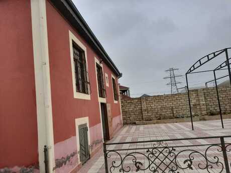 4 otaqlı həyət evi/bağ evi - Buzovna q. - 140 m²