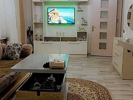 Объявление №5953689 - Баку, м. Элмляр Академиясы, 2-комн., 40 м², 5/5 этаж