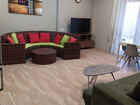 4 otaqlı həyət evi/bağ evi - Buzovna q. - 130 m²