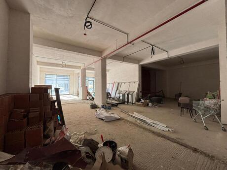 Obyekt - Ağ şəhər q. - 230 m²