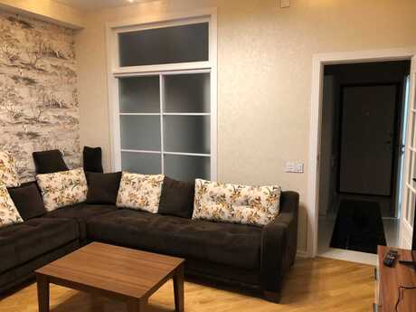 2-комн. новостройка - м. Кара Караев - 60 м²