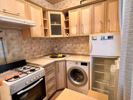 Elan №5953907 - Bakı, Azadlıq Prospekti m., 2 otaqlı, 50 m², 1/5 mərtəbə