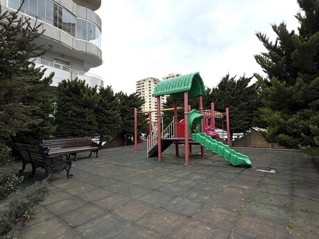 6 otaqlı yeni tikili - Şah İsmayıl Xətai m. - 220 m²