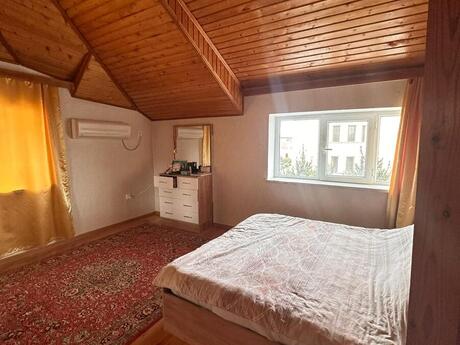 5 otaqlı həyət evi/bağ evi - Mərdəkan q. - 250 m²