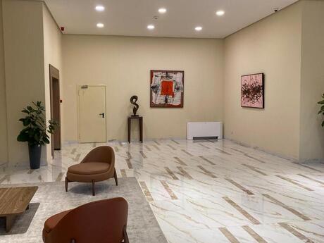 4 otaqlı yeni tikili - Elmlər Akademiyası m. - 215 m²