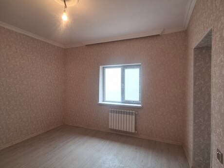 3 otaqlı həyət evi/bağ evi - İnşaatçılar m. - 105 m²