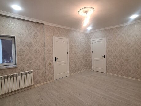 3 otaqlı həyət evi/bağ evi - İnşaatçılar m. - 105 m²