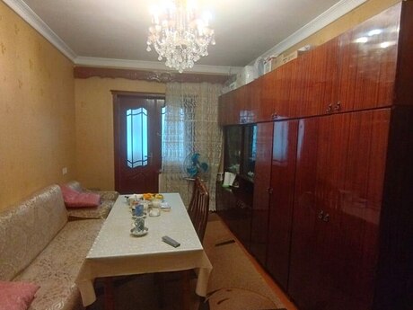 Объявление №5954272 - Баку, м. Иншаатчылар, 4-комн., 120 м², 2/9 этаж