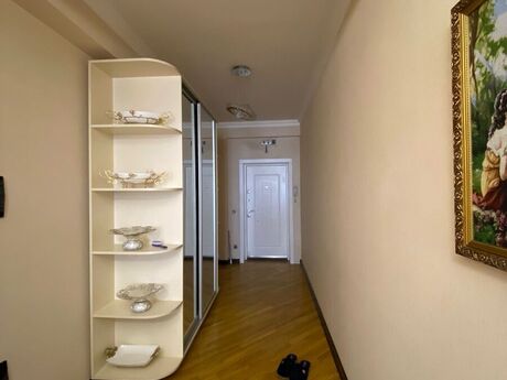 4 otaqlı yeni tikili - Yeni Yasamal q. - 135 m²
