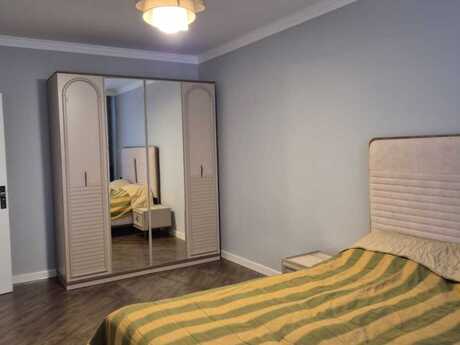6 otaqlı həyət evi/bağ evi - Dübəndi q. - 250 m²