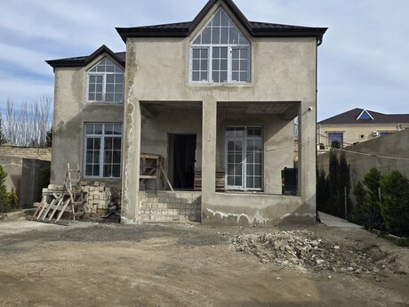 5 otaqlı həyət evi/bağ evi - Mərdəkan q. - 240 m²