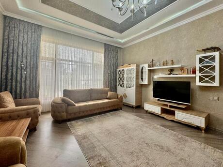 3 otaqlı həyət evi/bağ evi - Qala q. - 118 m²
