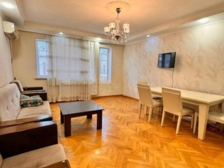 Объявление №5954737 - Баку, м. Гянджлик, 3-комн., 85 м², 5/9 этаж