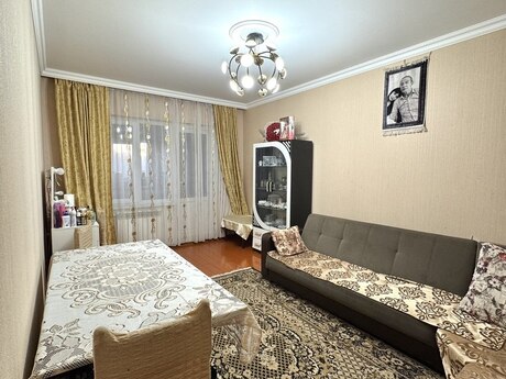3 otaqlı köhnə tikili - Xalqlar Dostluğu m. - 80 m²