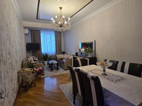 Объявление №5954832 - Баку, Хатаинский р., 3-комн., 98 м², 15/18 этаж