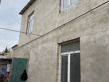 Satılır 5 otaqlı həyət evi/bağ evi 160 m², Həzi Aslanov q.