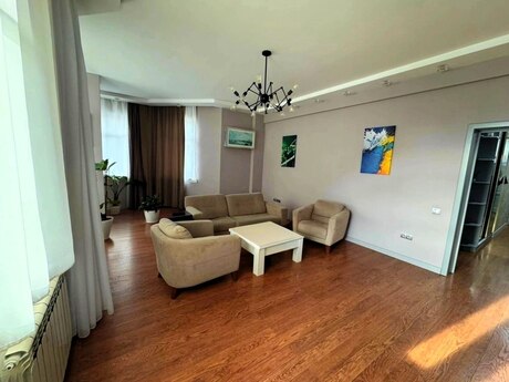 3 otaqlı yeni tikili - Gənclik m. - 144 m²
