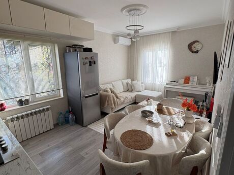 2 otaqlı köhnə tikili - Köhnə Günəşli q. - 45 m²