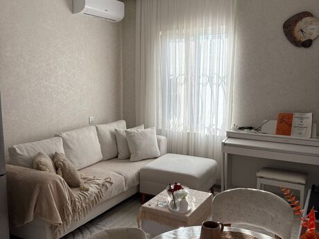 2 otaqlı köhnə tikili - Köhnə Günəşli q. - 45 m²