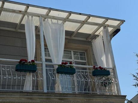 4 otaqlı həyət evi/bağ evi - Novxanı q. - 160 m²