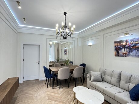 3 otaqlı yeni tikili - 28 May m. - 85 m²