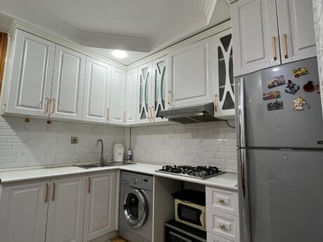 5 otaqlı köhnə tikili - Xalqlar Dostluğu m. - 120 m²