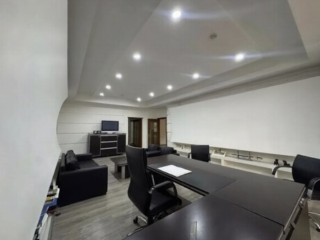 6 otaqlı ofis - Gənclik m. - 320 m²