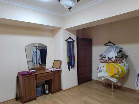 3 otaqlı yeni tikili - Elmlər Akademiyası m. - 130 m²