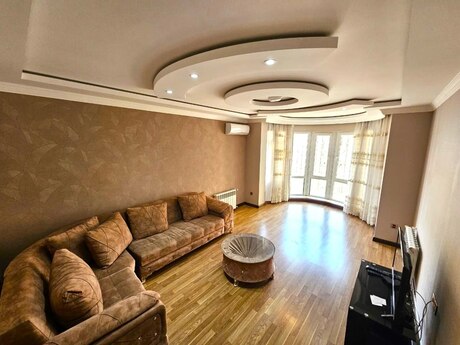 3 otaqlı yeni tikili - 8 Noyabr m. - 100 m²