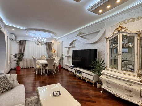 Elan №5955669 - Bakı, Səbail r., 4 otaqlı, 170 m², 13/19 mərtəbə