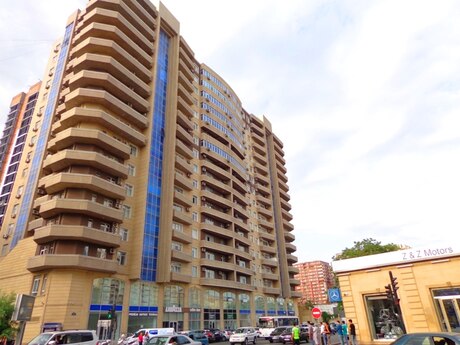 4 otaqlı yeni tikili - 28 May m. - 160 m²