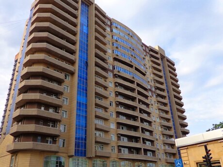 4 otaqlı yeni tikili - 28 May m. - 160 m²
