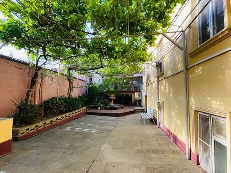 10 otaqlı həyət evi, 300 m², Nəsimi: 540 000 ₼ 3
