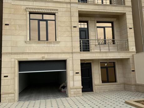 6 otaqlı həyət evi/bağ evi - Qaraçuxur q. - 330 m²