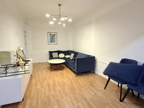 3 otaqlı köhnə tikili - Azadlıq Prospekti m. - 85 m²