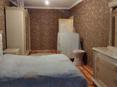 4 otaqlı köhnə tikili - Xırdalan - 110 m²