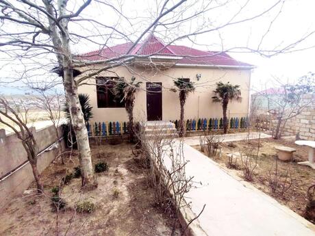 6 otaqlı həyət evi/bağ evi - Fatmayı q. - 170 m²