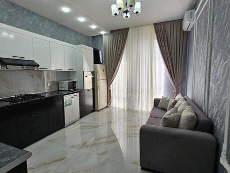 4-комнатная квартира, 150 м², Nərimanov: 550 000 ₼ 2