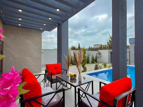 4 otaqlı həyət evi/bağ evi - Mərdəkan q. - 160 m²