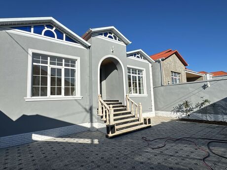 Satılır 4 otaqlı həyət evi/bağ evi 110 m², Buzovna q.